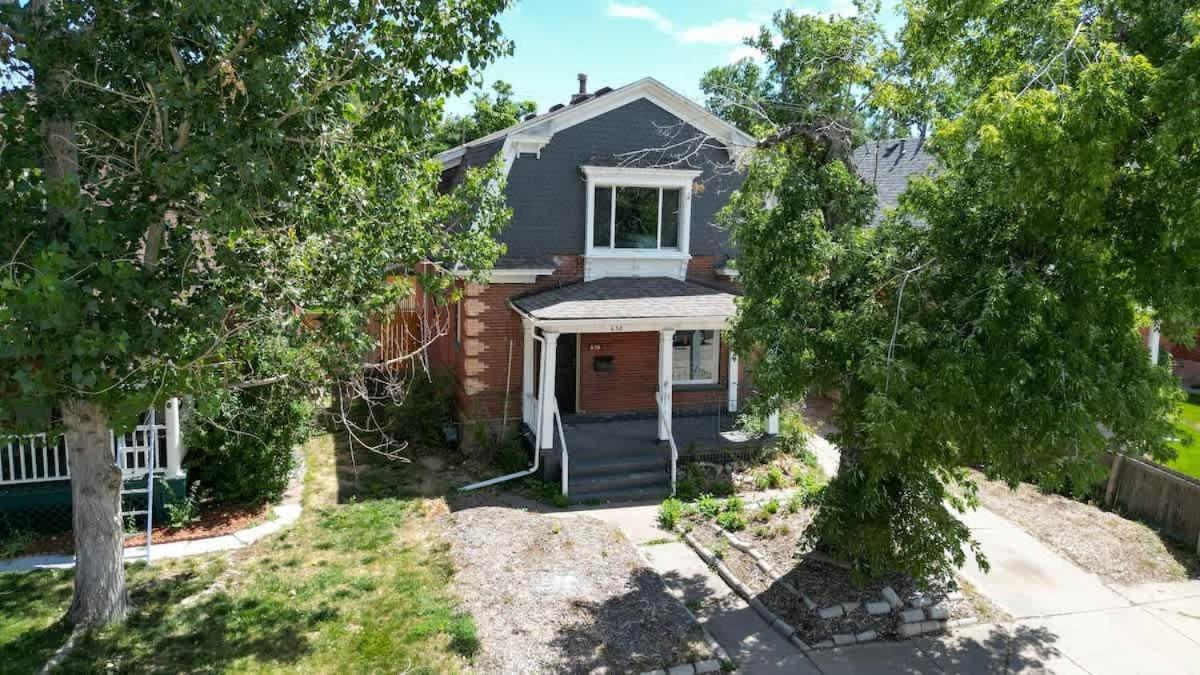 Holiday home Spooky Victorian Family House With Four Bedrooms To Downtown *